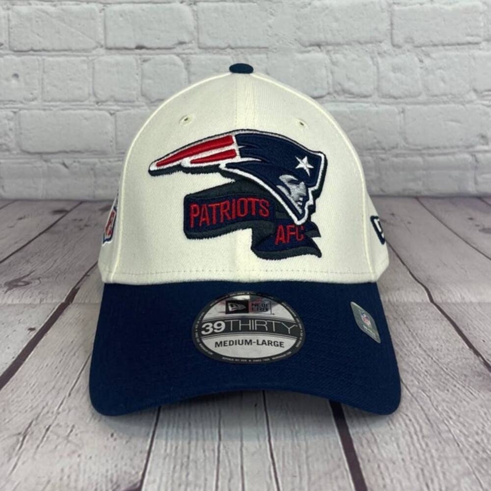NWT New Era 39THIRTY 2022 NFL New England Patriots Sideline OnField Flex Hat Cap